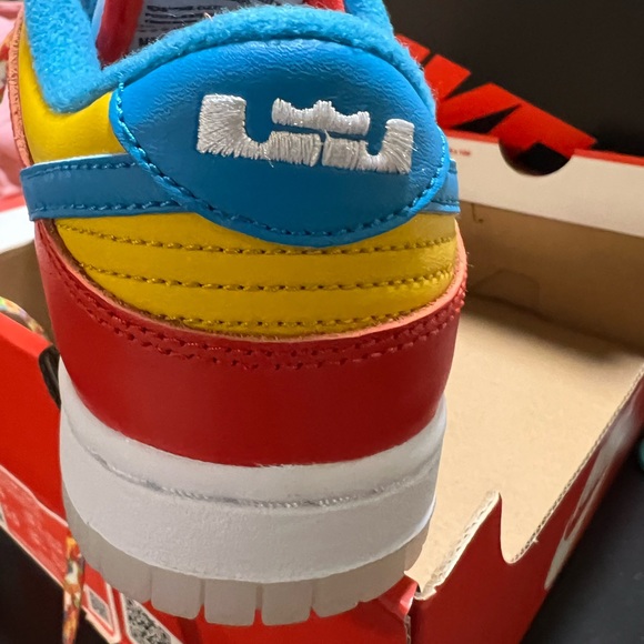 NWT Nike Dunk Low QS “Fruity Pebbles”. M4, W5.5 Brand new, verified authentic - Picture 2 of 5